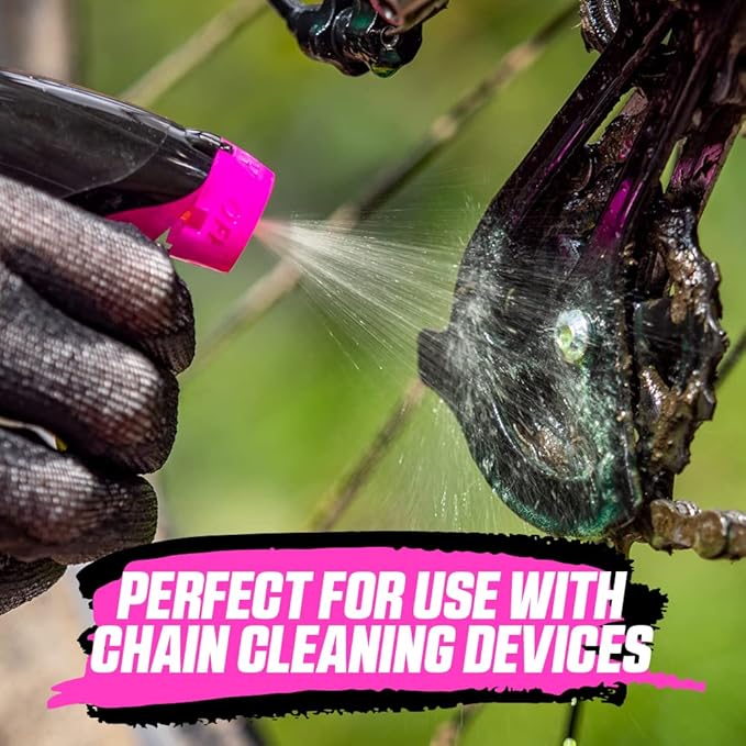 Muc Off Bio Drivetrain Cleaner, 500 Milliliters, Effective Biodegradable Bicycle Chain Cleaner and Degreaser Spray