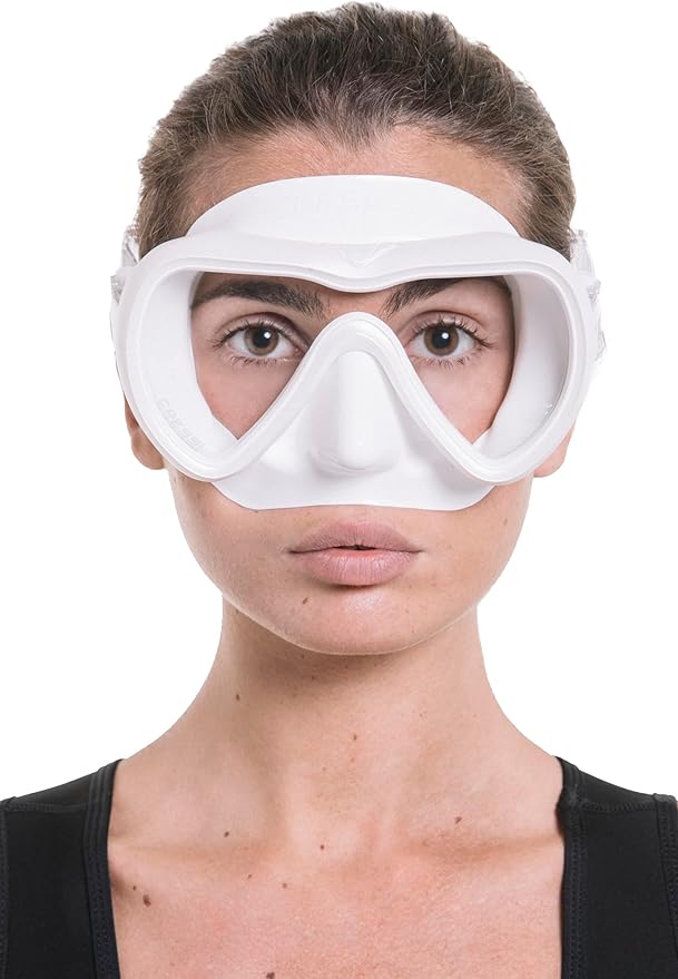 Cressi Anti-Fog Wide View Single Lens Scuba Diving and Freediving Masks A1