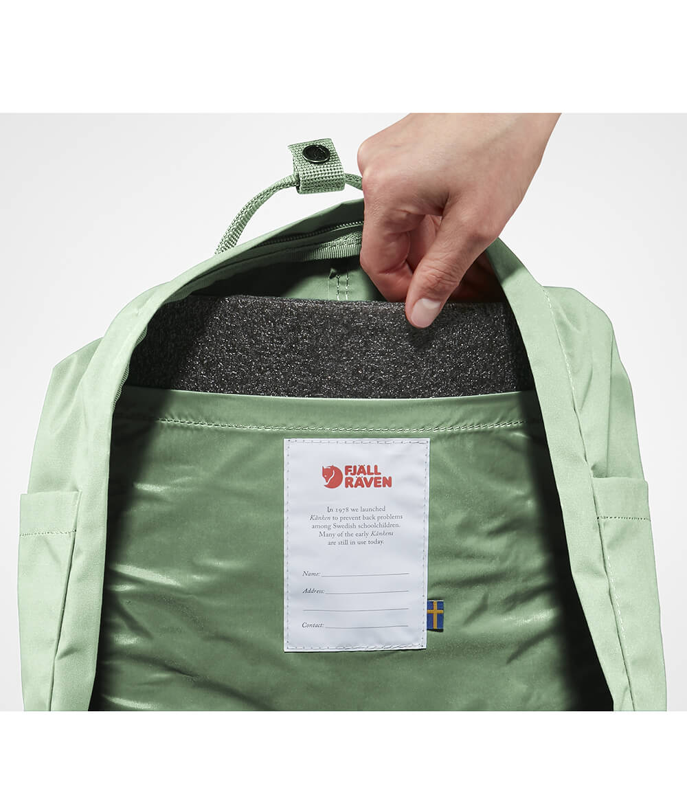 Fjallraven Unisex Kånken Backpack for Everyday and Travel, Durable, Water-Resistant Vinylon,Comfortable School & Commuter Daypack for Men, Women, and Kids