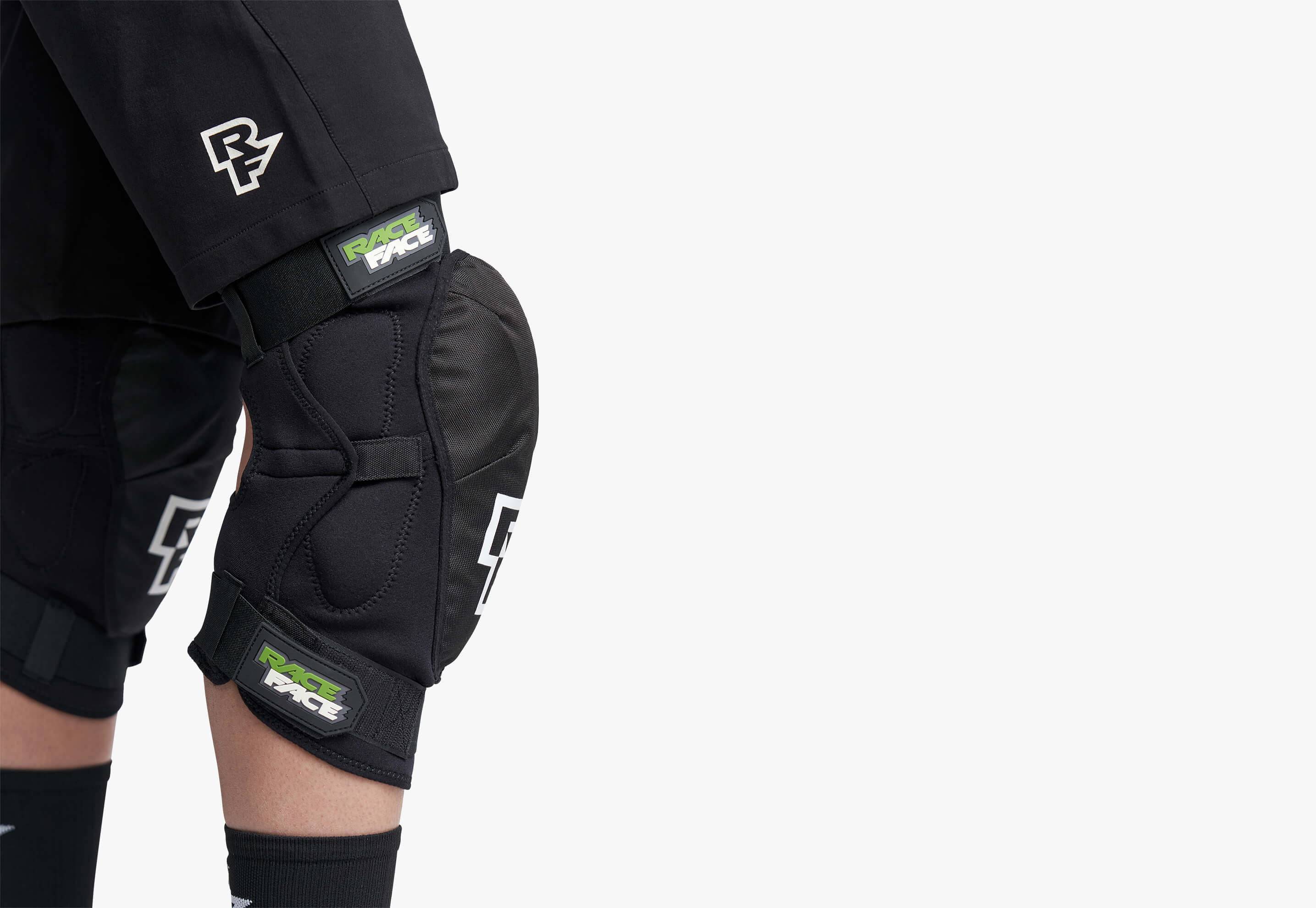 Race Face Ambush Knee