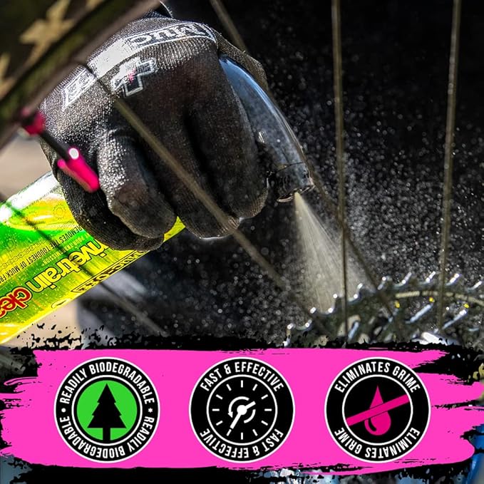 Muc Off Bio Drivetrain Cleaner, 500 Milliliters, Effective Biodegradable Bicycle Chain Cleaner and Degreaser Spray