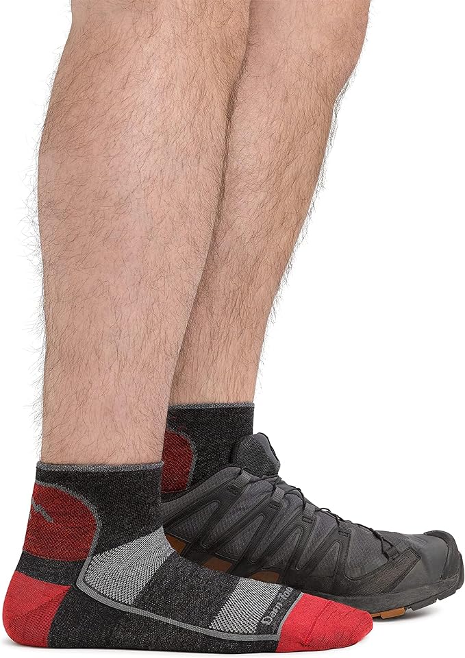 Darn Tough Men's Quarter Lightweight Running Sock,  Charcoal, XL