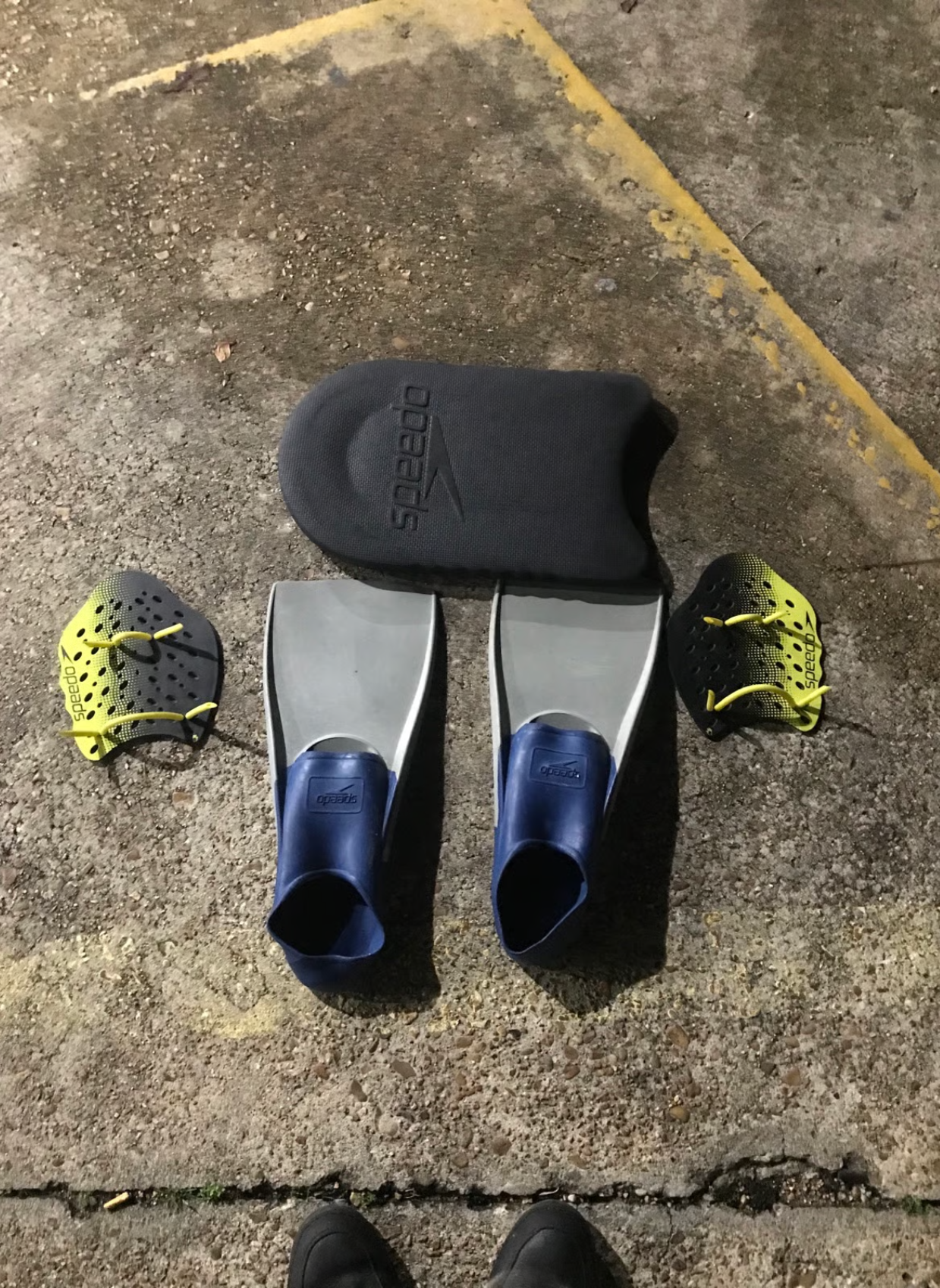Training Gear (Fins, Kickboards, Paddles)